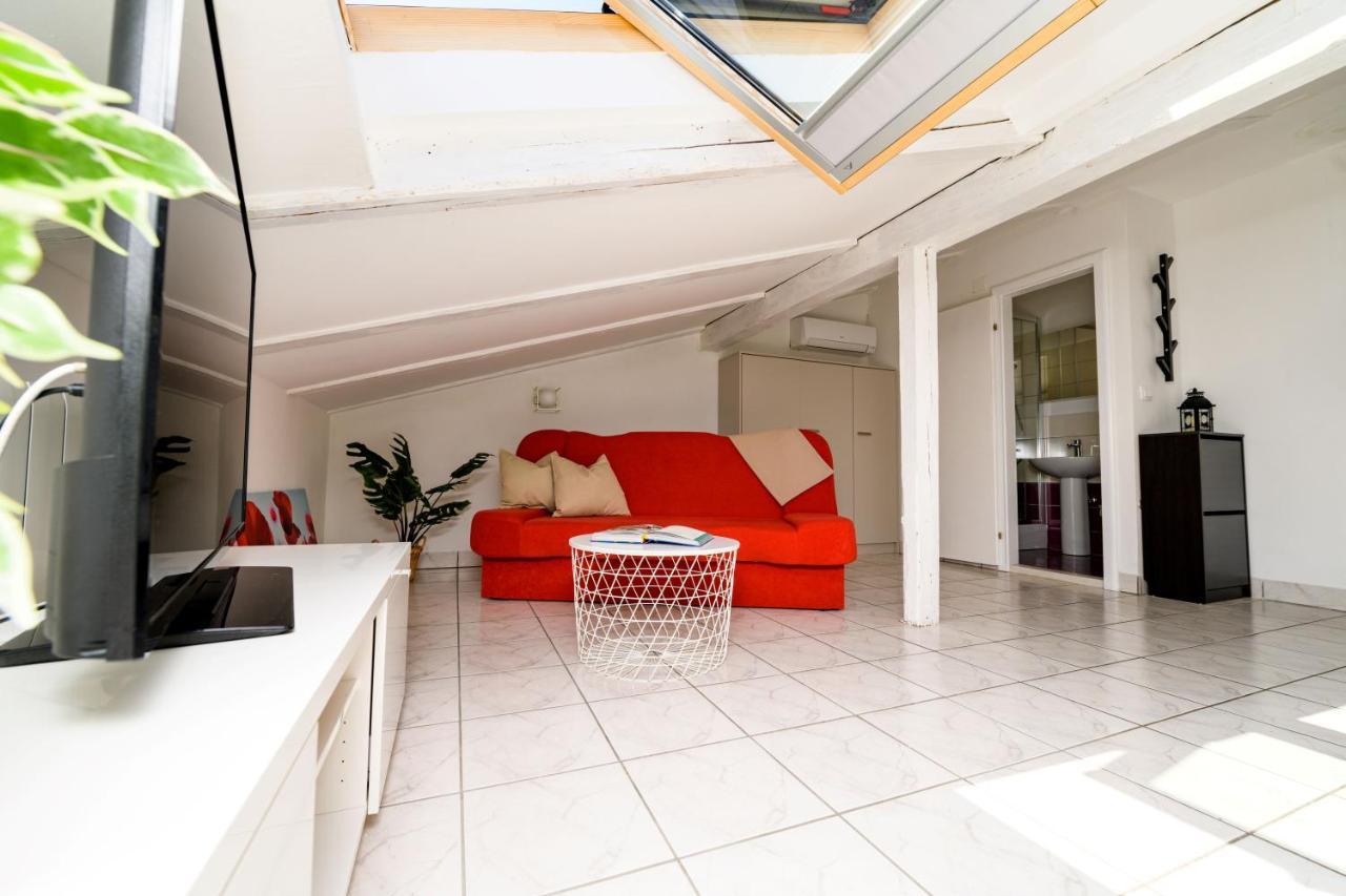 House Rosa Apartment Mali Losinj Exterior photo
